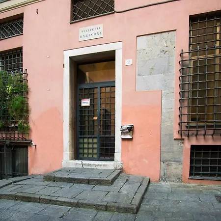 L' Approdo * Genoa