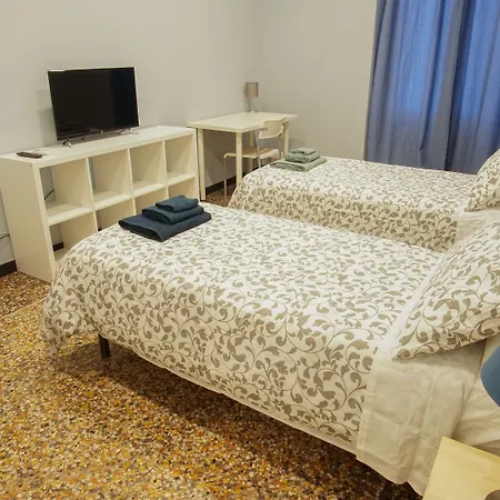 L' Approdo Bed & Breakfast Genoa